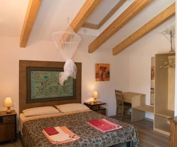 La Casa Dei Gelsi 3* Loano